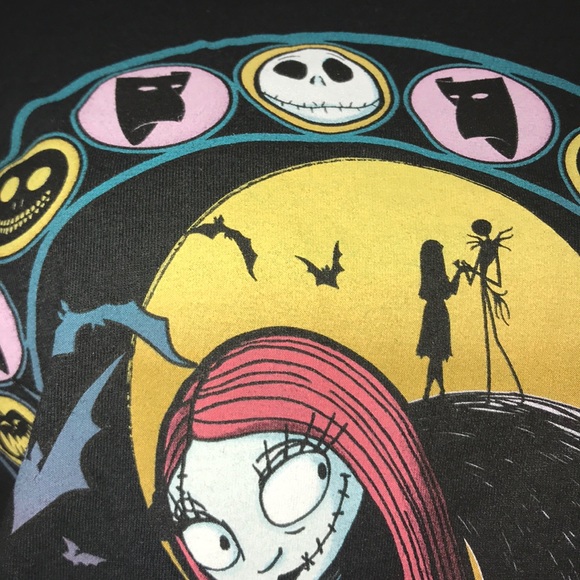 The nightmare before Christmas T-shirt size small - Picture 2 of 5